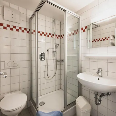Djh - Membership Required - Mitgliedschaft Erforderlich! Hostel